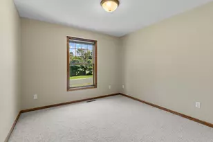 500 Driftwood Rd, New Brighton, MN 55112 - Photo 38
