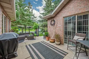 1417 Hunter Hill Rd, Hudson, WI 54016 - Photo 2