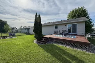 3065 Rose Heights Dr SE, Rochester, MN 55904 - Photo 2