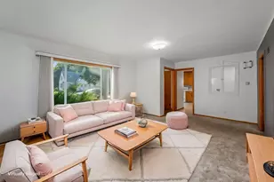 506 9th St N, Mountain Lake, MN 56159 - Photo 2