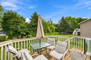 4272 Sun Cliff Rd, Eagan, MN 55122 - Photo 10