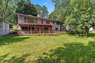 3810 Bassett Creek Dr, Golden Valley, MN 55422 - Photo 30