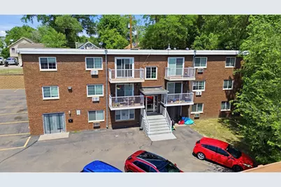 105 Park Street E, South Saint Paul, MN 55075 - Photo 2