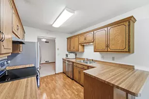 2070 Stockinger Dr, Saint Cloud, MN 56303 - Photo 6