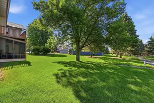 2070 Stockinger Dr, Saint Cloud, MN 56303 - Photo 40