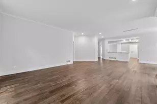 23780 Lawtonka Dr, Excelsior, MN 55331 - Photo 10