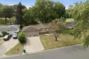 2117 W 83rd St, Bloomington, MN 55431 - Photo 38
