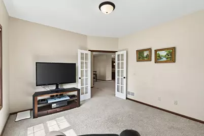 10548 Noble Circle N, Brooklyn Park, MN 55443 - Photo 8