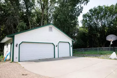 930 County Road C E, Maplewood, MN 55109 - Photo 6