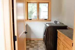 930 County Rd C E, Maplewood, MN 55109 - Photo 22