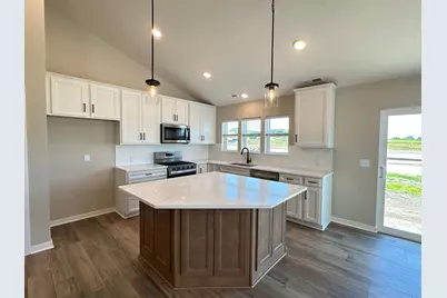 1664 Lund Way, Shakopee, MN 55379 - Photo 8