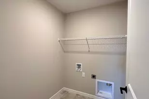 1664 Lund Wy, Shakopee, MN 55379 - Photo 14