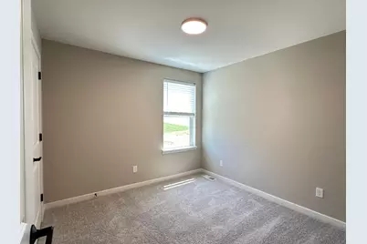 1664 Lund Way, Shakopee, MN 55379 - Photo 16