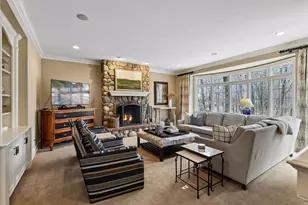 8662 Great Waters Alcove, Eden Prairie, MN 55347 - Photo 4