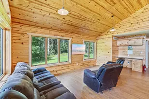 1131 Broken Arrow Rd, Hudson, WI 54016 - Photo 4