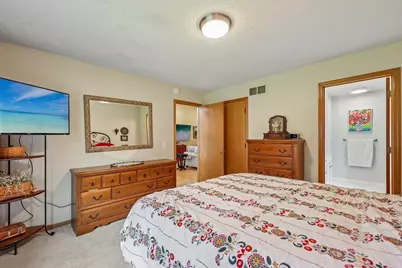 961 Coneflower Court, Eagan, MN 55123 - Photo 14
