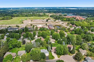 961 Coneflower Ct, Eagan, MN 55123 - Photo 44