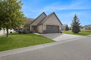 9765 St Andrews Dr, Elko New Market, MN 55020 - Photo 2
