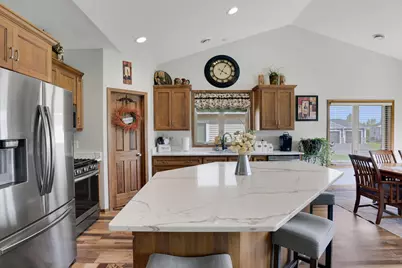 9765 Saint Andrews Drive, Elko New Market, MN 55020 - Photo 8