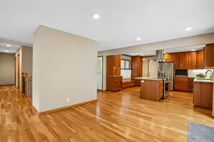 4580 Oak Pond Rd, Eagan, MN 55123 - Photo 10
