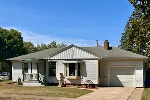 2934 Oak Ave, Slayton, MN 56172 - Photo 1
