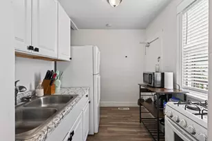 677 Sherburne Ave, Saint Paul, MN 55104 - Photo 50