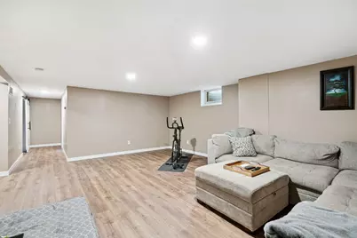 6819 Eliot View Road, Saint Louis Park, MN 55426 - Photo 10