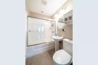 672 Maryland Avenue W, Saint Paul, MN 55117 - Photo 10
