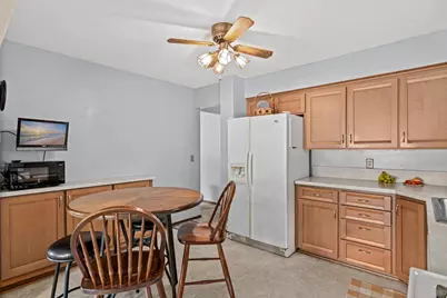 7840 Bona Road, Mounds View, MN 55112 - Photo 14