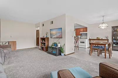 7840 Bona Road, Mounds View, MN 55112 - Photo 6