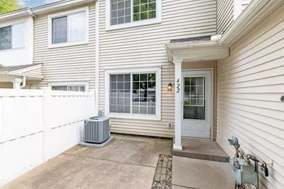 422 Leeward Trail, Woodbury, MN 55129 - Photo 2