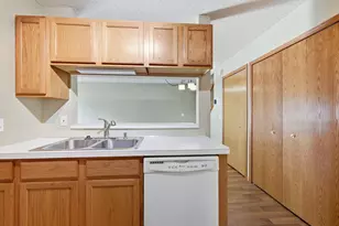 422 Leeward Trail, Woodbury, MN 55129 - Photo 14