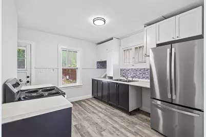 569 Hatch Avenue, Saint Paul, MN 55117 - Photo 10