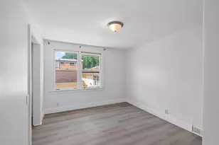 569 Hatch Ave, Saint Paul, MN 55117 - Photo 16