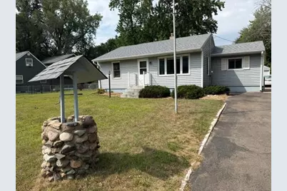 5911 Hodgson Road, Shoreview, MN 55126 - Photo 2