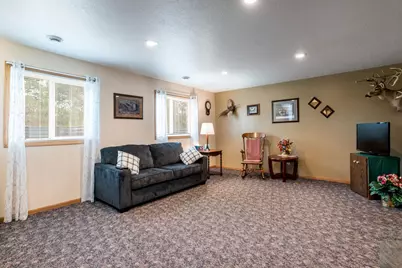 614 W Colfax Street, Parkers Prairie, MN 56361 - Photo 16