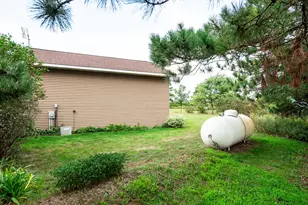 614 W Colfax St, Parkers Prairie, MN 56361 - Photo 22