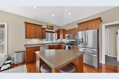 1442 30th Street NW, Austin, MN 55912 - Photo 8