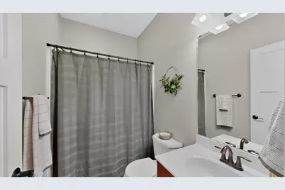 1442 30th Street NW, Austin, MN 55912 - Photo 16