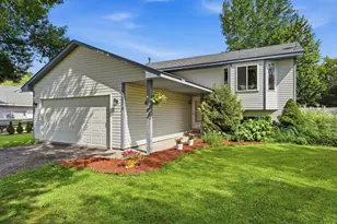 1074 Meadow St, Cologne, MN 55322 - Photo 1