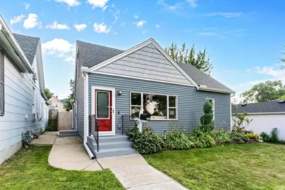 2574 2nd Avenue E, North Saint Paul, MN 55109 - Photo 2