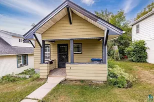 421 N 11th Ave W, Duluth, MN 55806 - Photo 1