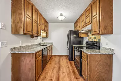 8840 N Maplebrook Court, Brooklyn Park, MN 55445 - Photo 14
