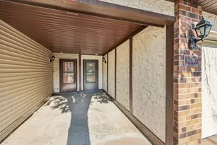 8840 N Maplebrook Ct, Brooklyn Park, MN 55445 - Photo 4