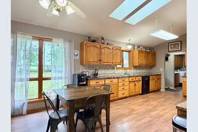 506 Jackson Street E, Parkers Prairie, MN 56361 - Photo 6
