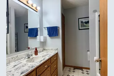 506 Jackson Street E, Parkers Prairie, MN 56361 - Photo 16
