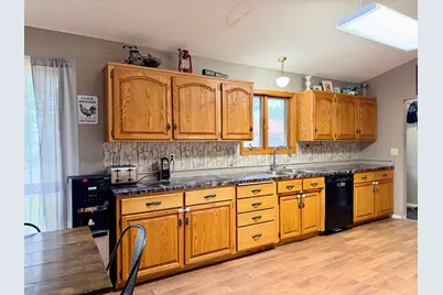 506 Jackson Street E, Parkers Prairie, MN 56361 - Photo 22
