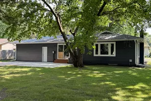 420 Livingston Ct, Northfield, MN 55057 - Photo 6