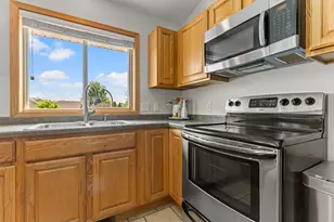 22486 Cantrel Way, Farmington, MN 55024 - Photo 16