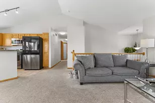 22486 Cantrel Way, Farmington, MN 55024 - Photo 18